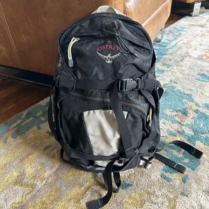 Osprey Switch 18 backcountry skiing/snowboarding backpack